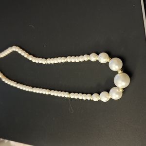 Faux Pearl necklace 19"
